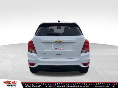 Used 2022 Chevrolet Trax LS w/ Fleet Convenience Package image 4