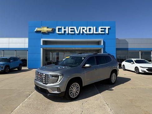 Used 2024 GMC Acadia Denali image 1