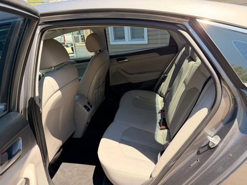 Used 2019 Hyundai Sonata SEL FWD image 16