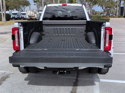 Certified 2026 Ford F450 Lariat w/ Chrome Package image 13