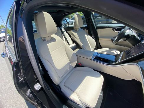 Certified 2026 Mercedes-Benz C 300 4MATIC Sedan image 28