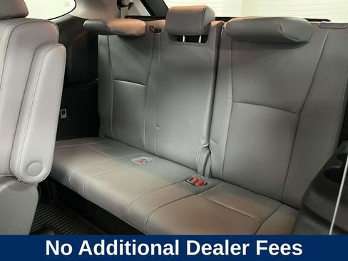 Used 2024 Toyota Highlander Platinum AWD/4WD image 19