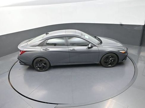 New 2026 Hyundai Elantra SEL Sport Premium FWD image 29