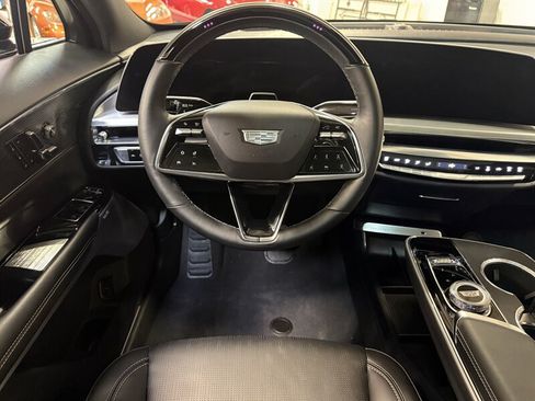 Used 2024 Cadillac Lyriq Sport AWD/4WD image 21