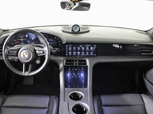 Used 2023 Porsche Taycan 4S image 19