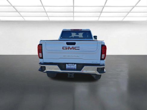 Used 2024 GMC Sierra 3500 SLE w/ SLE Convenience Package AWD/4WD image 5