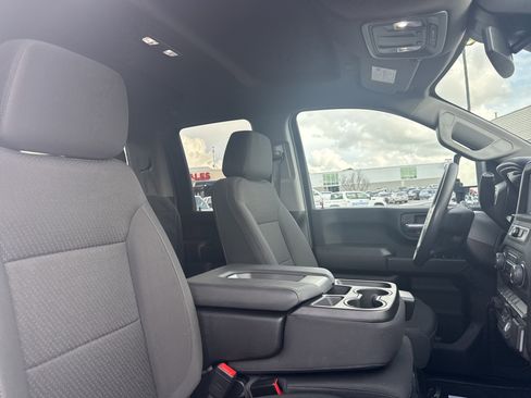 Used 2025 Chevrolet Silverado 2500 W/T w/ WT Convenience Package AWD/4WD image 5