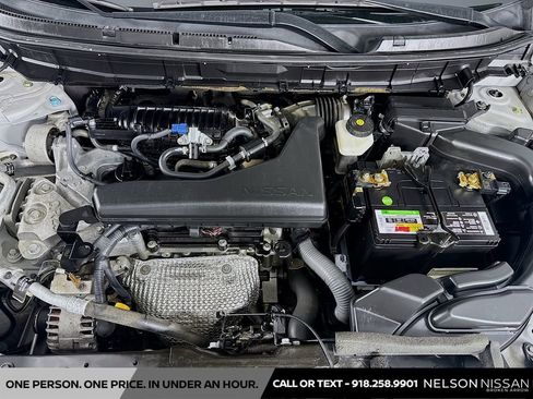 Certified 2018 Nissan Rogue SL FWD image 31