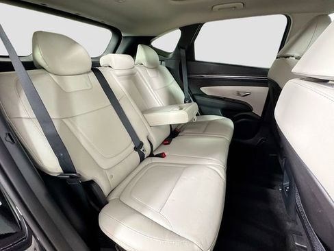 Used 2023 Hyundai Tucson Limited image 29