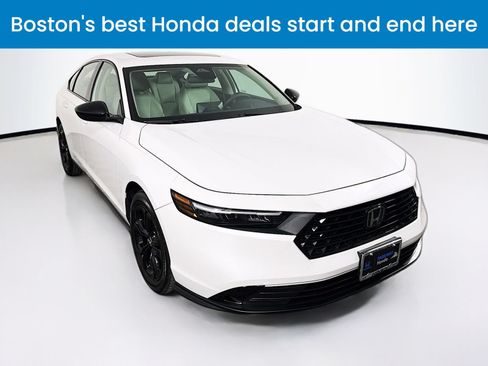 Certified 2025 Honda Accord SE image 1