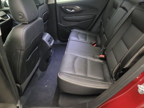 Used 2020 GMC Terrain Denali w/ Denali Premium Package FWD image 18