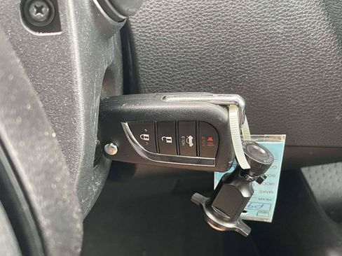 Used 2025 Toyota Corolla LE FWD image 26