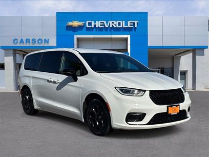 Used 2024 Chrysler Pacifica Limited