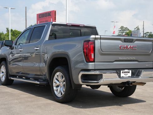 Used 2020 GMC Sierra 1500 SLT RWD image 4