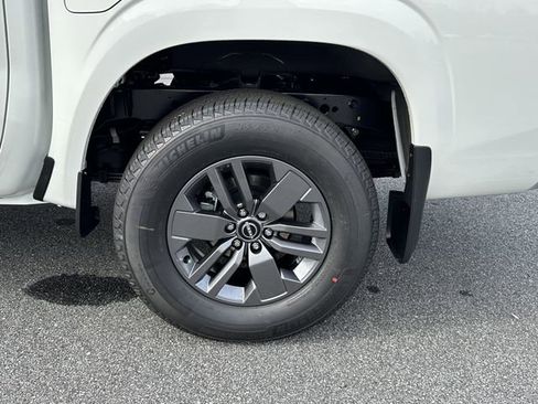 New 2026 Nissan Frontier SV w/ SV Convenience Package image 14