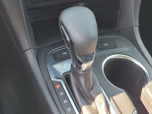 Used 2024 Chevrolet Equinox LT AWD/4WD image 23