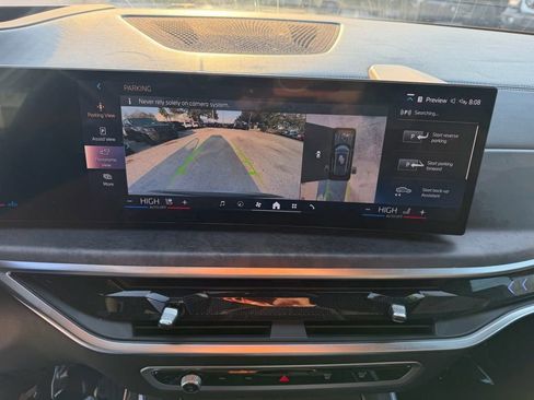 Used 2024 BMW X5 xDrive40i w/ Premium Package image 22