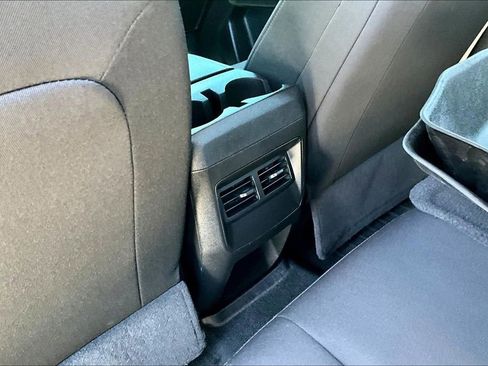 Used 2023 Chevrolet Colorado Trail Boss w/ Technology Package AWD/4WD image 13