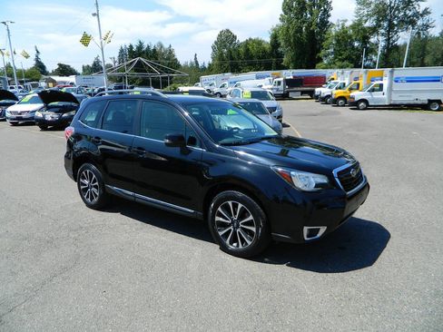 Used 2017 Subaru Forester 2.0XT Touring AWD/4WD image 2