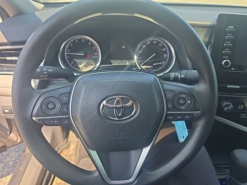 Certified 2022 Toyota Camry LE FWD image 14