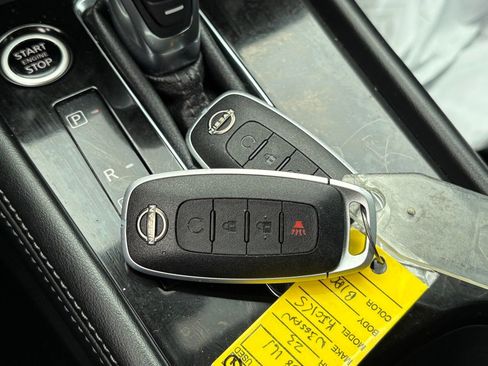 Used 2023 Nissan Kicks SV FWD image 42