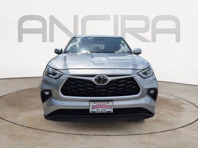 Used 2021 Toyota Highlander LE