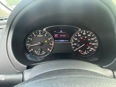 Used 2017 Nissan Altima 2.5 SV FWD image 14