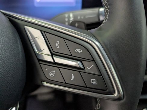 Used 2025 Buick Enclave Preferred image 19