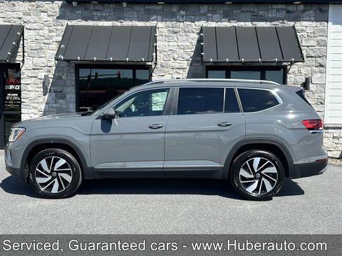 Used 2025 Volkswagen Atlas SEL AWD/4WD image 4