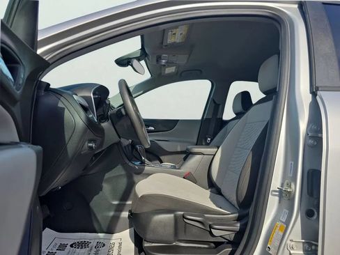 Used 2020 Chevrolet Equinox LS AWD/4WD image 9