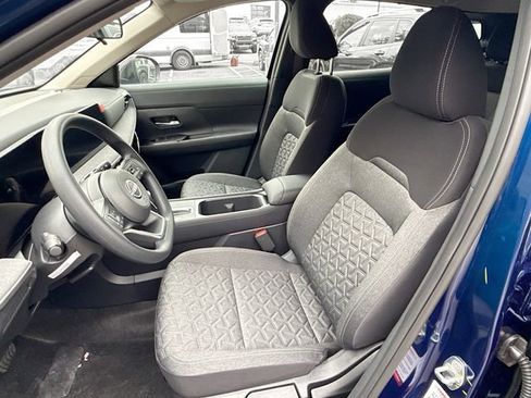 New 2026 Nissan Kicks SV w/ SV Premium Package image 9