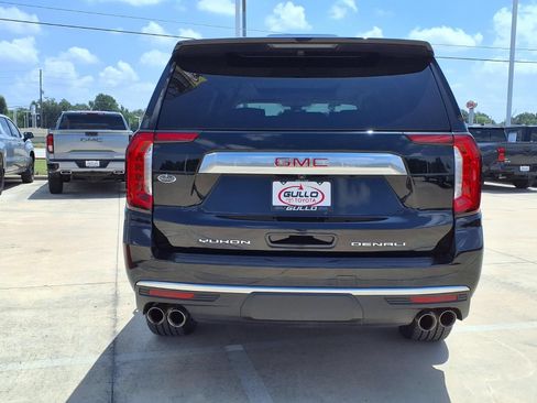 Used 2021 GMC Yukon XL Denali w/ LPO, Illumination Package AWD/4WD image 7