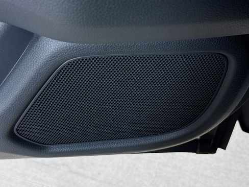 New 2025 Honda Pilot Touring image 22