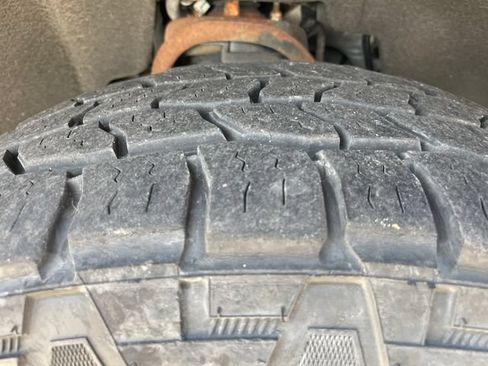 Used 2018 Chevrolet Tahoe LT AWD/4WD image 42