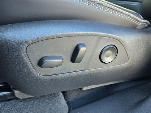 New 2025 GMC Sierra EV Denali AWD/4WD image 16