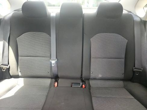 Used 2022 Kia Forte LXS FWD image 25