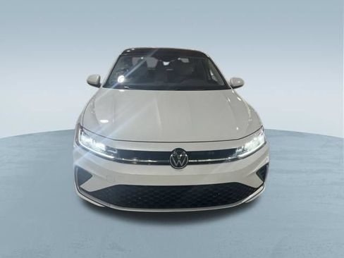 Used 2026 Volkswagen Jetta SE FWD image 35