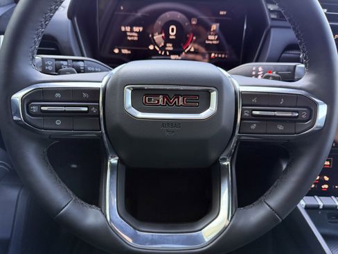 Used 2026 GMC Terrain Elevation w/ Technology Package II image 17