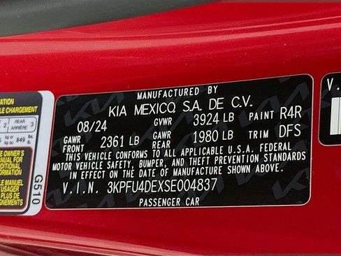 Used 2025 Kia K4 EX image 29