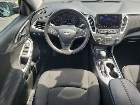 Used 2023 Chevrolet Malibu LT FWD image 12