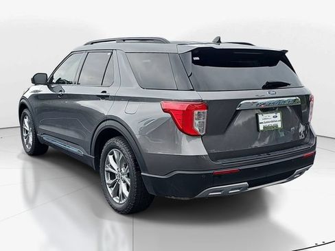 Certified 2023 Ford Explorer XLT w/ Equipment Group 202A RWD image 7
