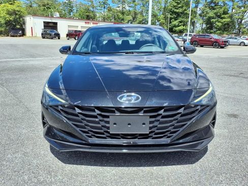 Used 2023 Hyundai Elantra SEL image 9