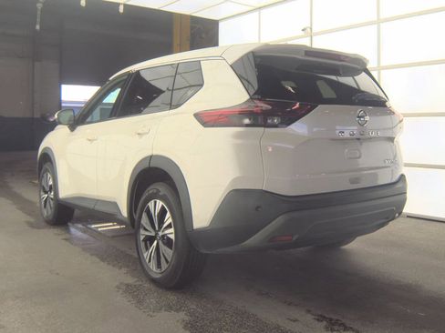 Used 2021 Nissan Rogue SV AWD/4WD image 8