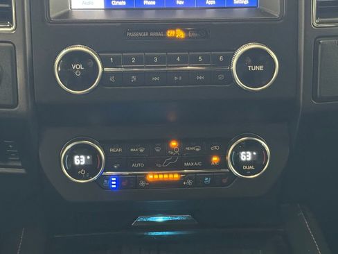 Used 2020 Ford Expedition Max King Ranch AWD/4WD image 22