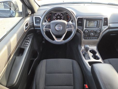 Used 2016 Jeep Grand Cherokee Laredo w/ Quick Order Package 23E AWD/4WD image 22
