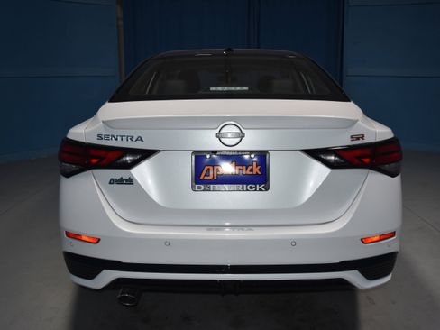 New 2025 Nissan Sentra SR w/ SR Premium Package image 19