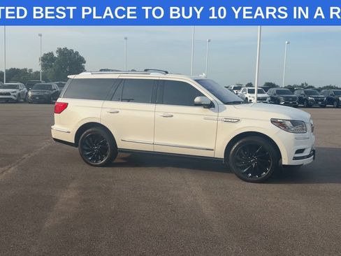 Used 2020 Lincoln Navigator Reserve w/ Equipment Group 208A Reserve AWD/4WD image 2