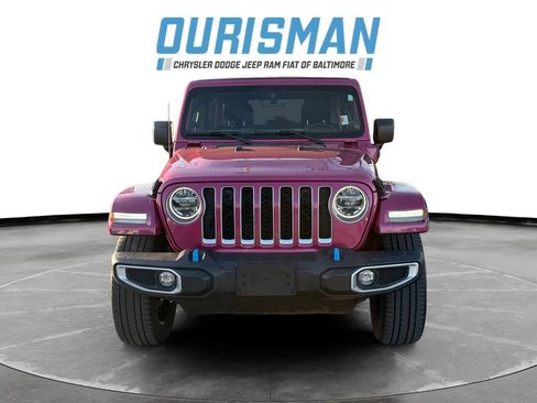 Used 2022 Jeep Wrangler Unlimited Sahara w/ Cold Weather Group image 8