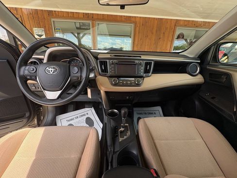 Used 2013 Toyota RAV4 XLE AWD/4WD image 39