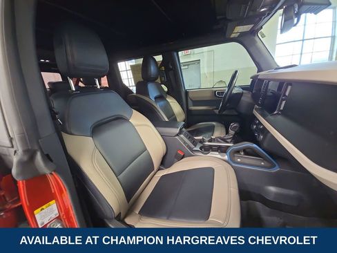 Used 2022 Ford Bronco Wildtrak image 36